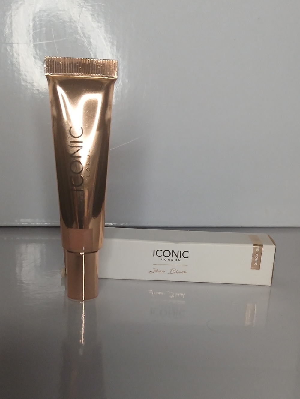 NIB 12.5 ml Iconic London Sheer Blush - Fresh Faced - Gel To Watercolor Formula